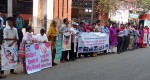 Human chain formed demanding to insert pictorial warning signs on tobacco products