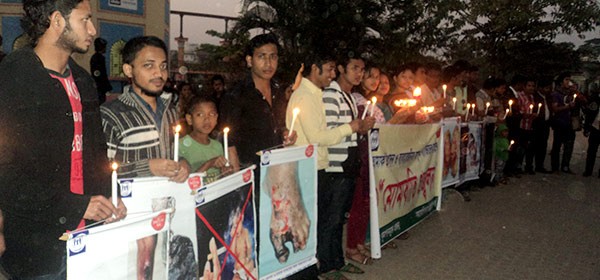 candle light vigil place in front of Shadinata Park, Chittagong