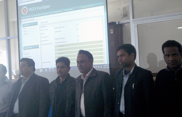 Mr. Mina Masud Uzzaman, Addl. Deputy Commissioner (Edu & ICT), Faridpur DC Office, Abdullah Al Shakir, Webmaster of YPSA in a group photo