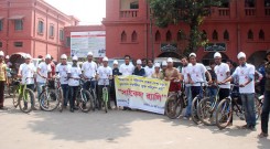 Group photo was taken in front of Chittagong Court Building