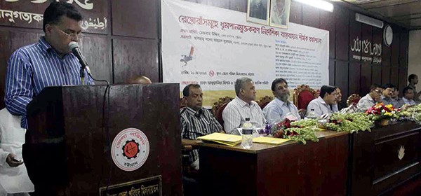 Md. Arifur Rahman, Chief Executive, YPSA addressing in the meeting 