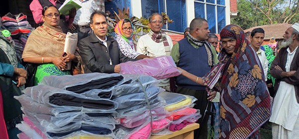 YPSA distributes winter clothes among poor at Sitakund