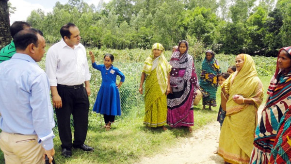 Abdullah Al Jubayer visits the YPSA-CEEPI project’s activities in Sitakund & Mirsharai Upazilla of Chittagong