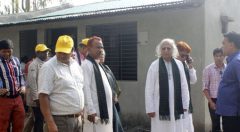 Dr. Qazi Kholiquzzaman Ahmad visits climate displaced families relocated by YPSA