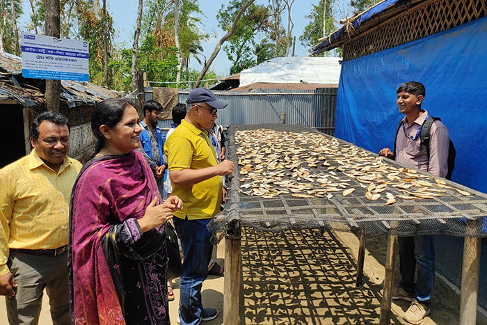 YPSA’s Chief Executive Visits dry fish processing 