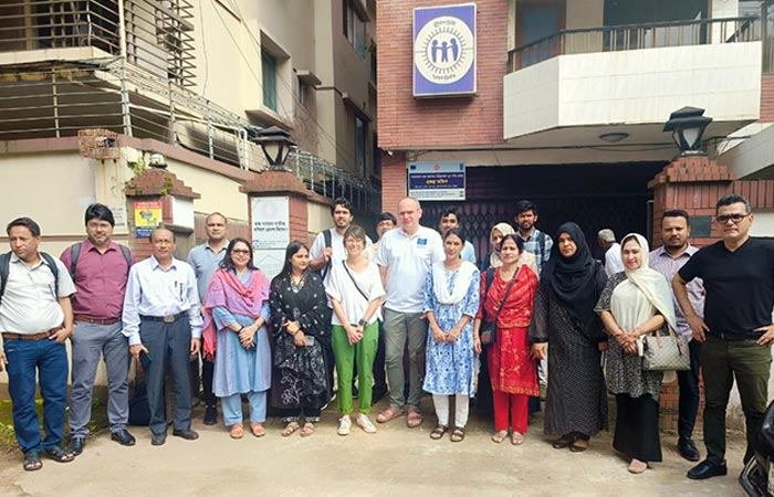 Group photo in front of YPSA Head Office