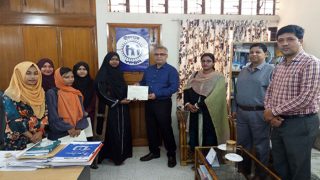 certificate handover by Arifur Rahman